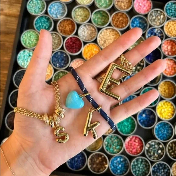 ROXANNE ASSOULIN The Mini Puffy Heart Charm in Red firm price - Picture 14 of 16